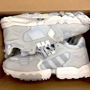 ADIDAS ZX TORSION (Men’s Size 10.5)  Brand New.